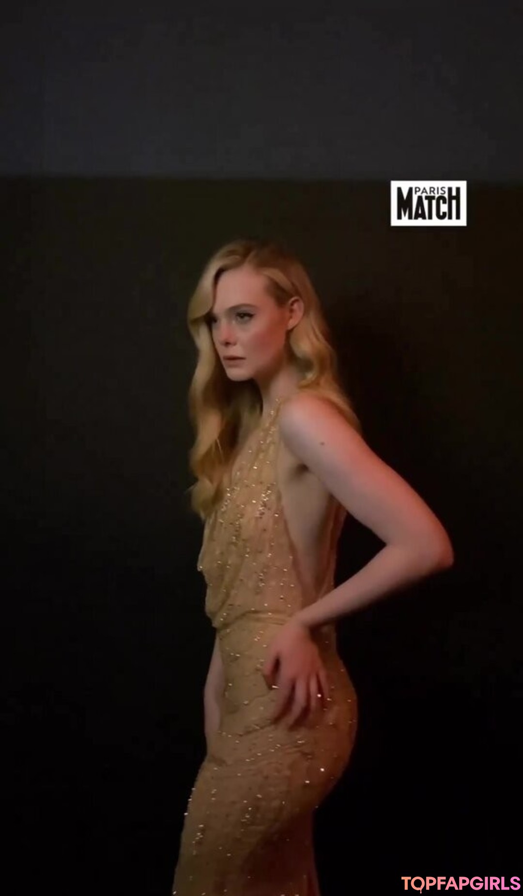 Naakte gelekte OnlyFans-foto van Elle Fanning #1235