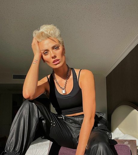 Wallis Day