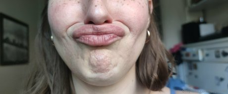 Naakte gelekte OnlyFans-foto van Lucylumid