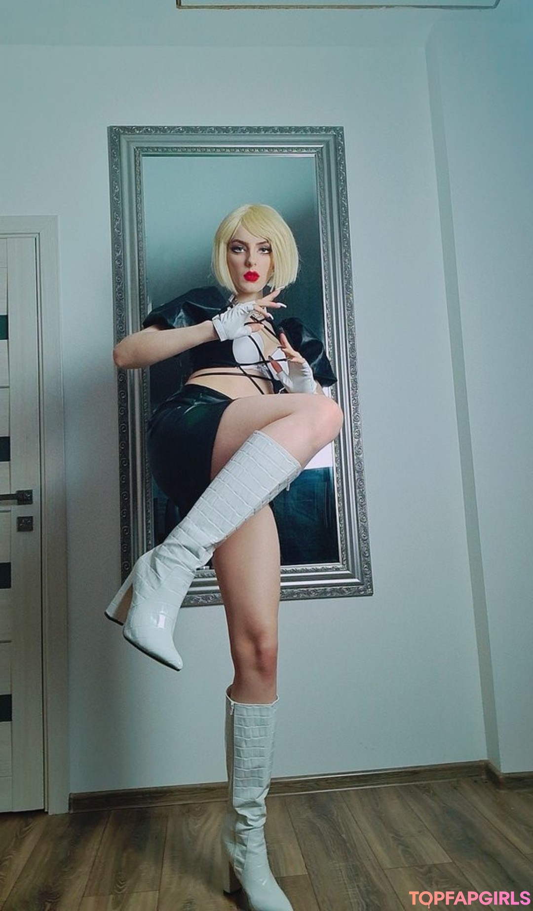 Naakte gelekte OnlyFans-foto van Grimoire #107 Naakte gelekte OnlyFans-foto van Grimoire #107