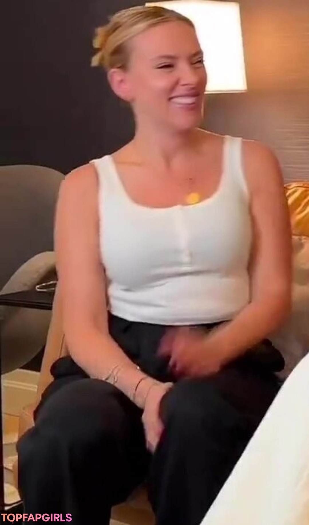 Naakte gelekte OnlyFans-foto van Scarlett Johansson #1270
