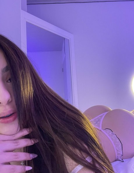 Naakte gelekte OnlyFans-foto van Iriannis Rodriguez