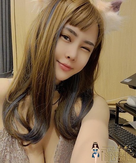 Naakte gelekte OnlyFans-foto van Mayou