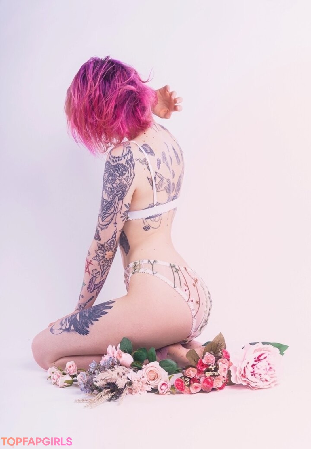 Naakte gelekte OnlyFans-foto van Faerieblossom #1018