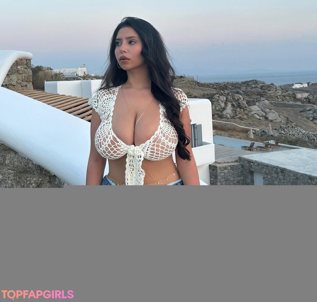 Naakte gelekte OnlyFans-foto van Coral Sharon #1764