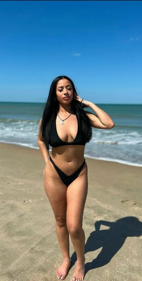 Naakte gelekte OnlyFans-foto van Jadenman