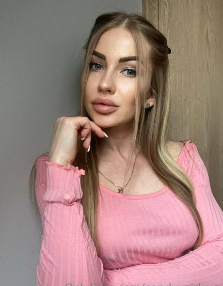 Naakte gelekte OnlyFans-foto van Candygirlua