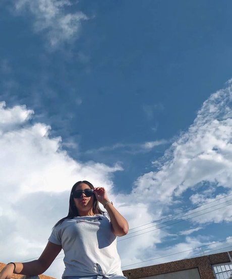 Naakte gelekte OnlyFans-foto van Luisianny Rondon