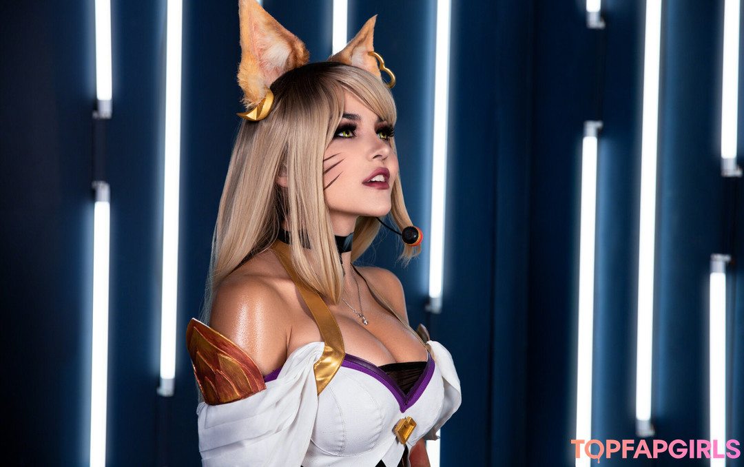Naakte gelekte OnlyFans-foto van Christina Fink #1188