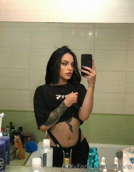 Naakte gelekte OnlyFans-foto van Kissvip