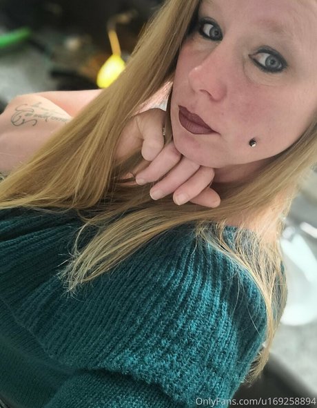 Bigbootymandyj1981