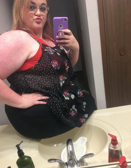 Ladykeepsherlegsopen