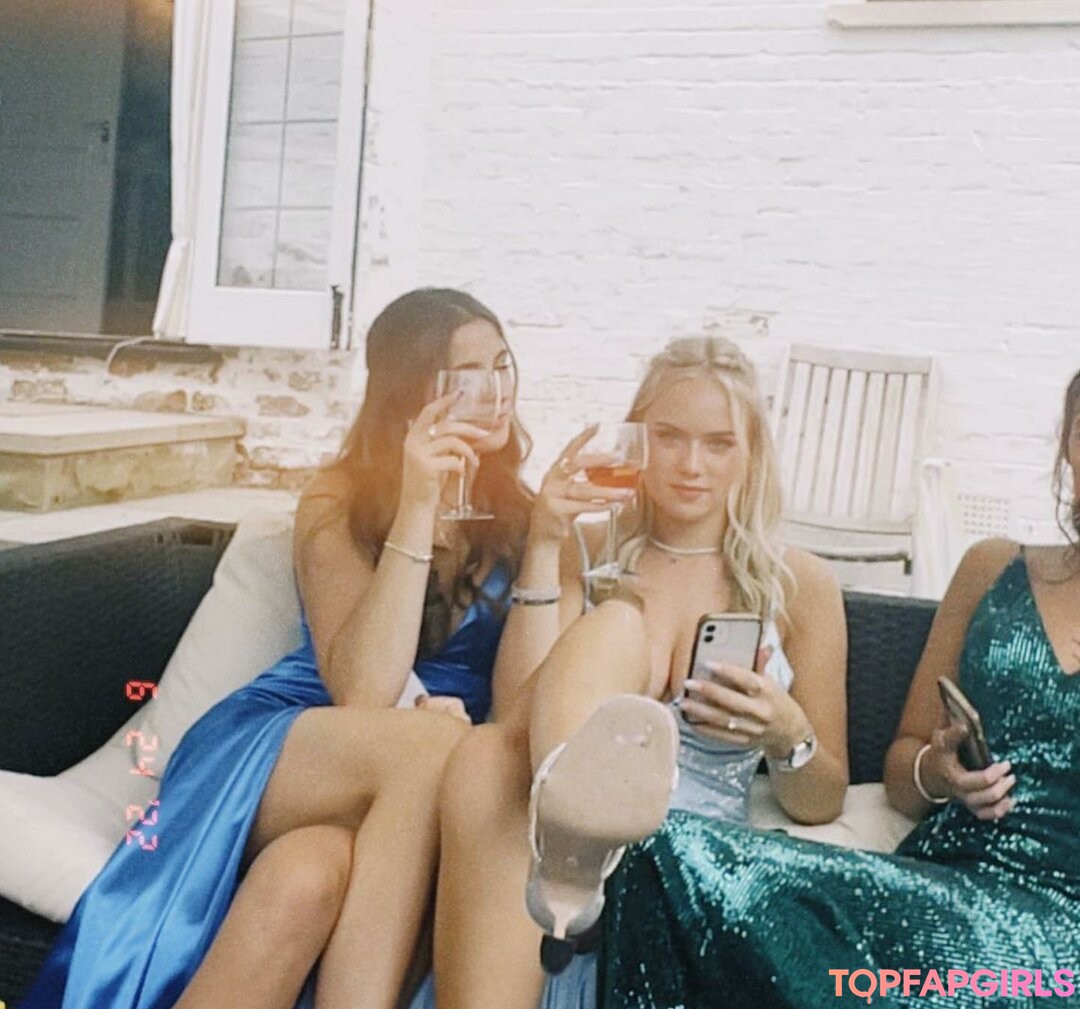 Naakte gelekte OnlyFans-foto van Gabriella Davies #25 Naakte gelekte OnlyFans-foto van Gabriella Davies #25