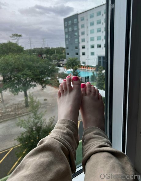 Naakte gelekte OnlyFans-foto van Ogfeet