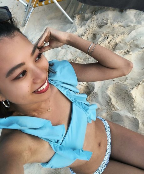 Naakte gelekte OnlyFans-foto van Kanagangtv