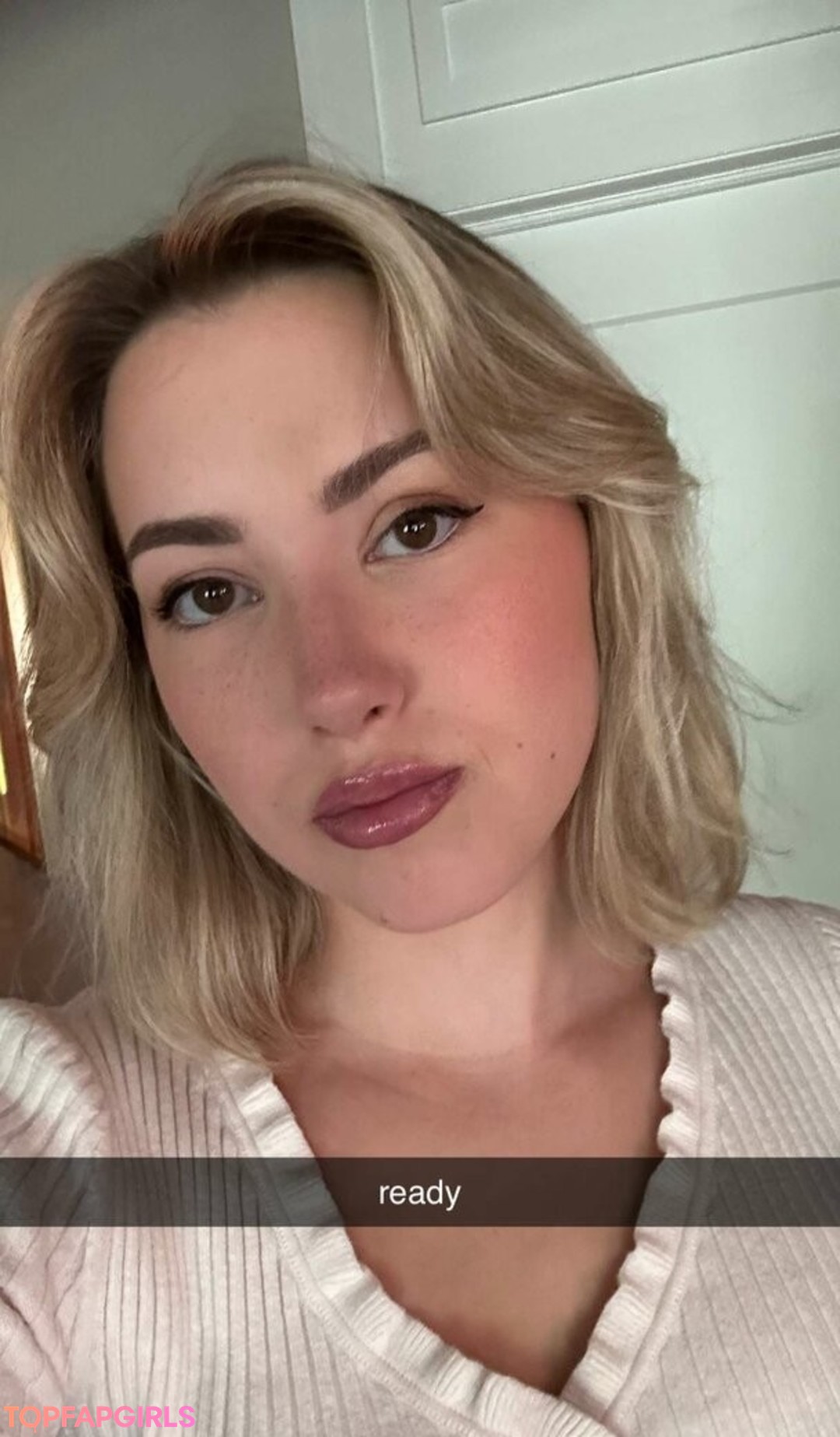 Naakte gelekte OnlyFans-foto van Pineapplebrat #1080