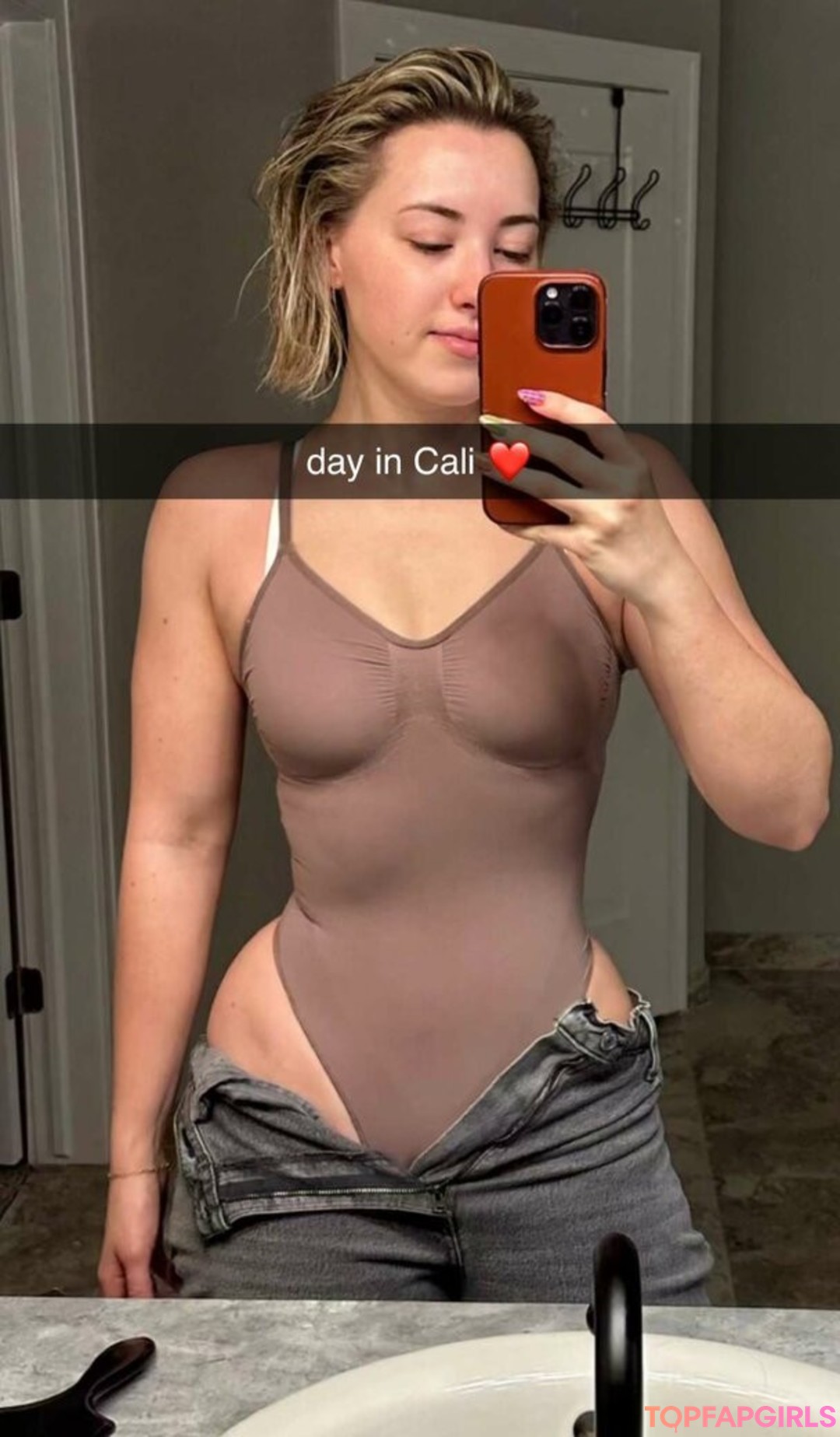 Naakte gelekte OnlyFans-foto van Pineapplebrat #1104