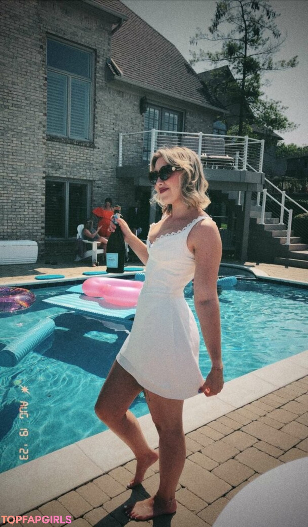 Naakte gelekte OnlyFans-foto van Pineapplebrat #1139