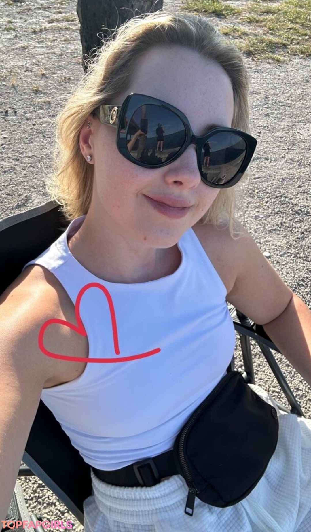 Naakte gelekte OnlyFans-foto van Pineapplebrat #1461