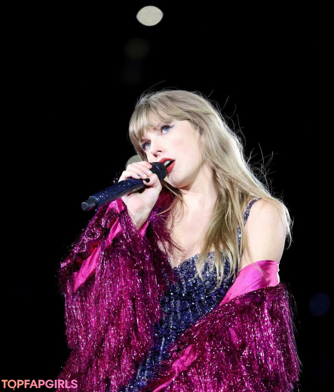 Naakte gelekte OnlyFans-foto van Taylor Swift #1515