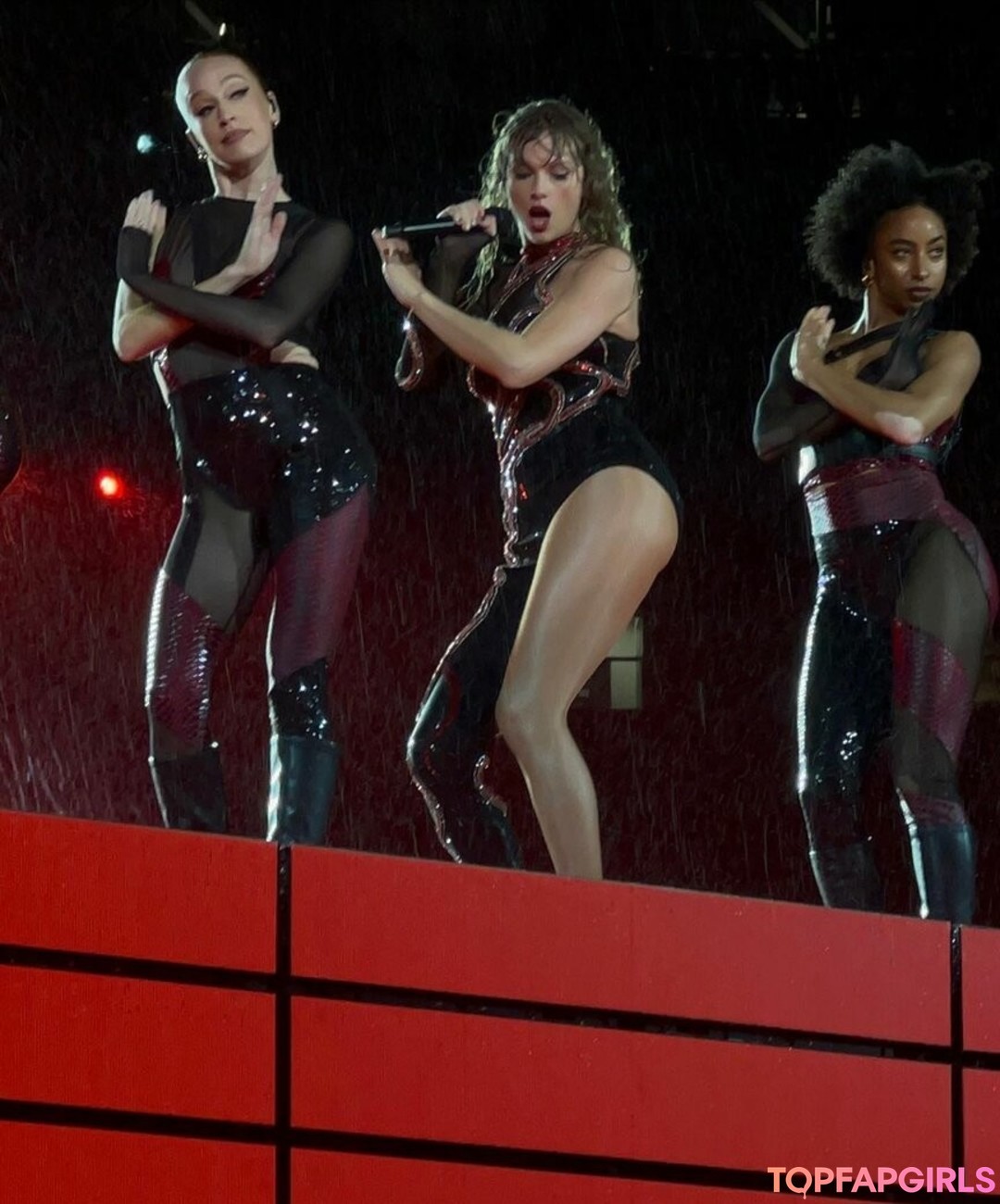 Naakte gelekte OnlyFans-foto van Taylor Swift #1561