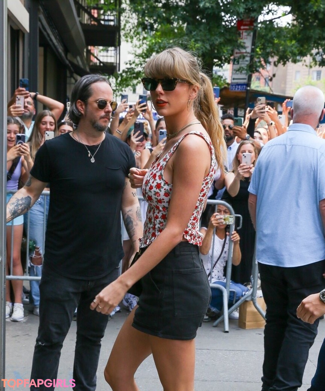 Naakte gelekte OnlyFans-foto van Taylor Swift #1842