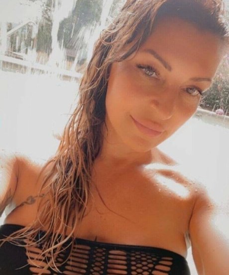 Naakte gelekte OnlyFans-foto van Quebecoises