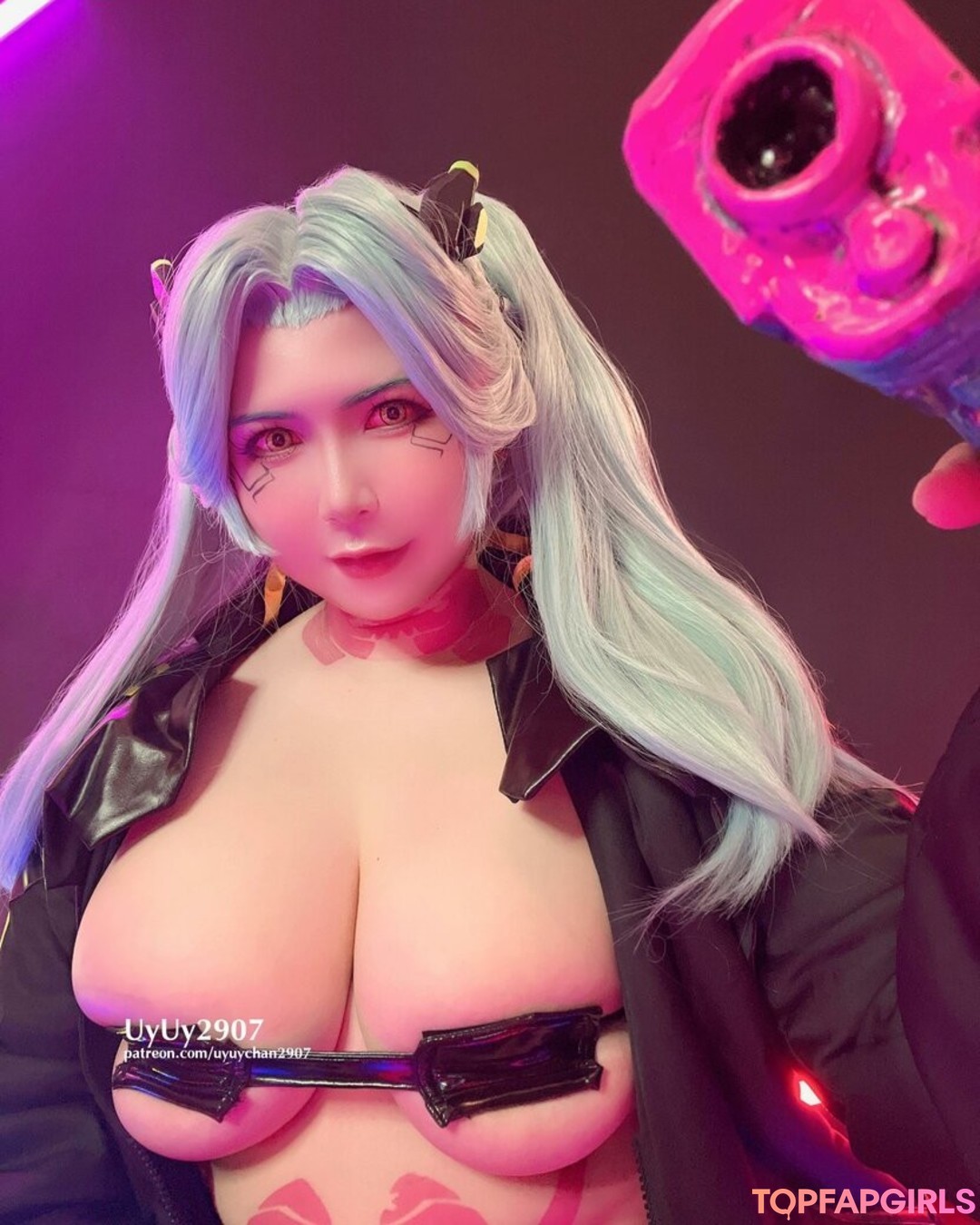 Naakte gelekte OnlyFans-foto van Uyuy2907 #1128