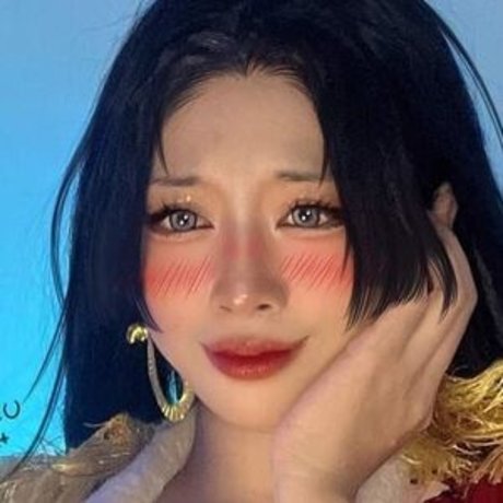 Naakte gelekte OnlyFans-foto van Anizu Chie