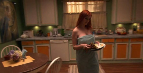 Naakte gelekte OnlyFans-foto van Christina Hendricks