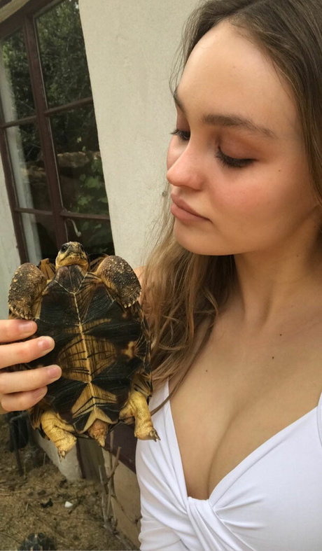 Lilyrose Depp