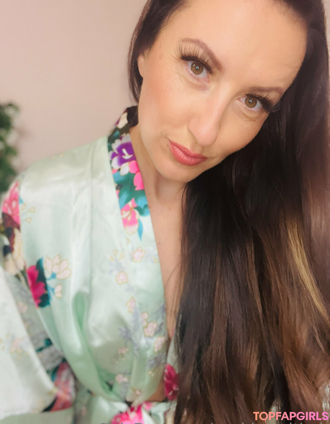 Naakte gelekte OnlyFans-foto van Sophiasmithuk #1686 Naakte gelekte OnlyFans-foto van Sophiasmithuk #1686