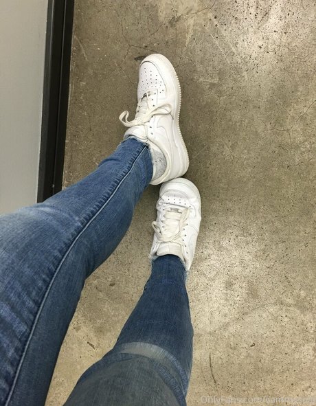 Naakte gelekte OnlyFans-foto van Sammysole