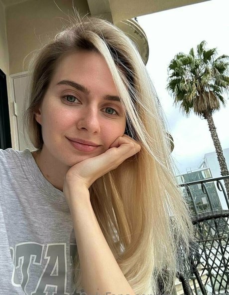 Naakte gelekte OnlyFans-foto van Stacyswan