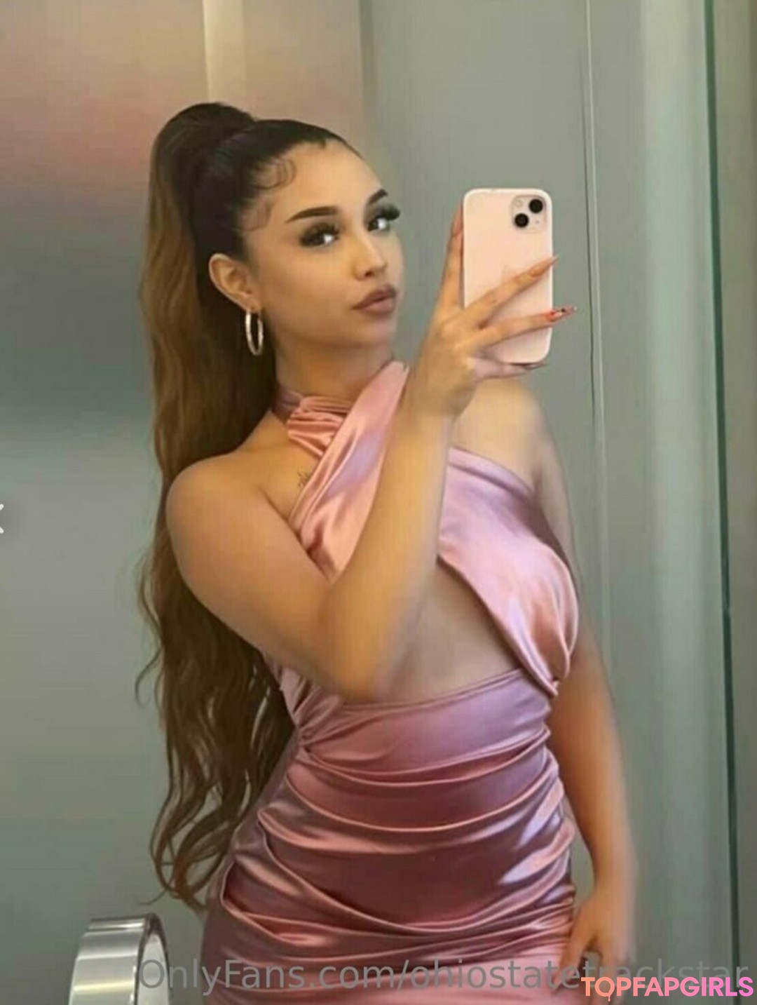 Naakte gelekte OnlyFans-foto van Ohiostatetrackstar #1018