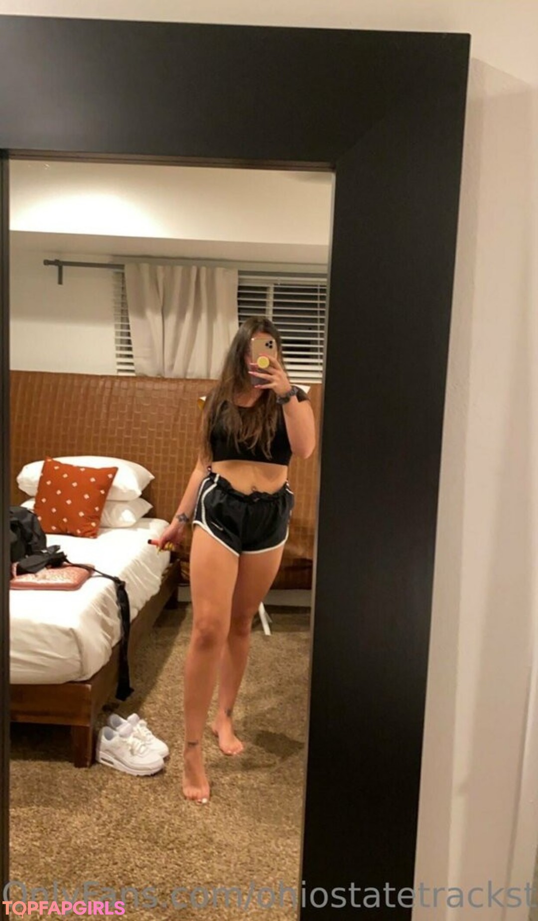 Naakte gelekte OnlyFans-foto van Ohiostatetrackstar #1158