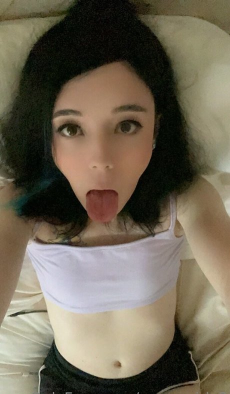 Naakte gelekte OnlyFans-foto van Puppygirlx3