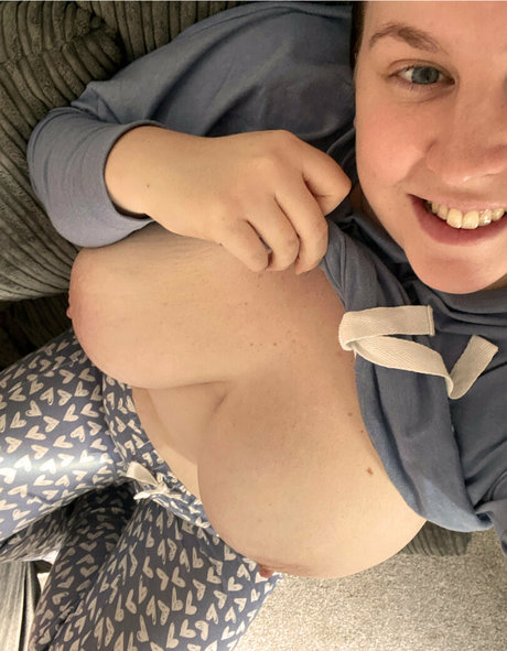 Naakte gelekte OnlyFans-foto van Amyyasmine