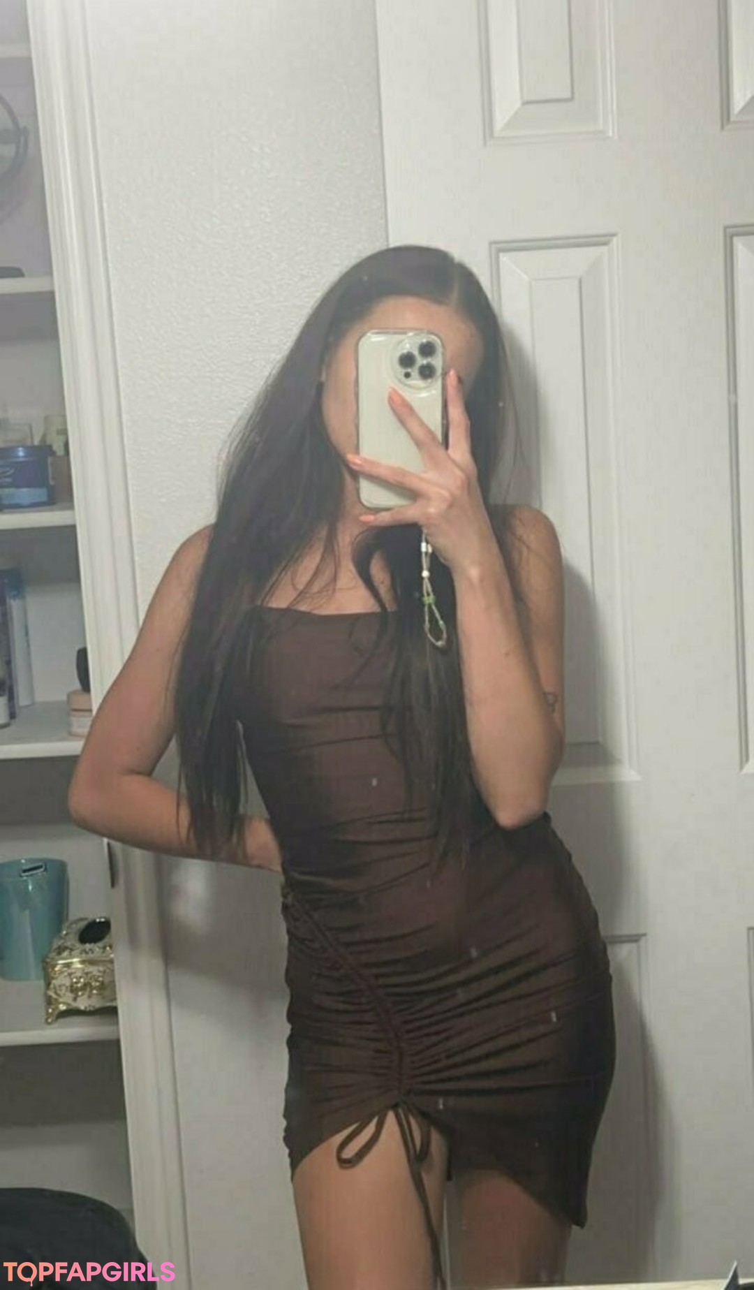 Naakte gelekte OnlyFans-foto van Senioryear #1084