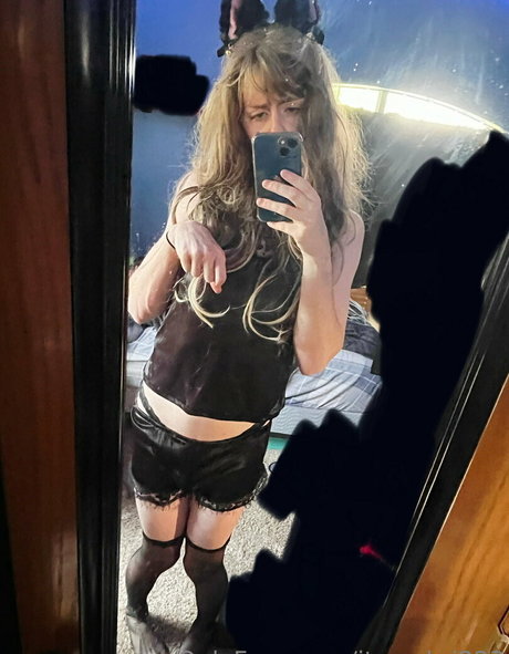 Naakte gelekte OnlyFans-foto van Itsmebri223