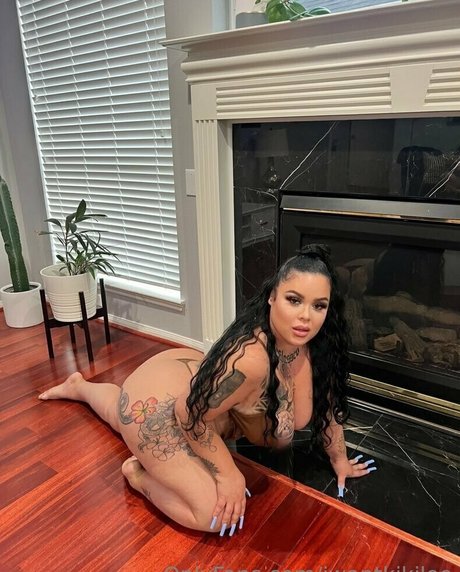 Naakte gelekte OnlyFans-foto van Iwantkikilee