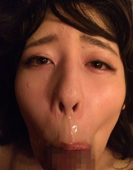 Naakte gelekte OnlyFans-foto van Tanukitarousan