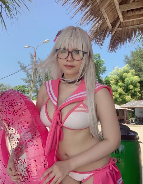 Naakte gelekte OnlyFans-foto van Atennya