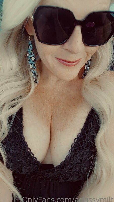 Aclassymilf