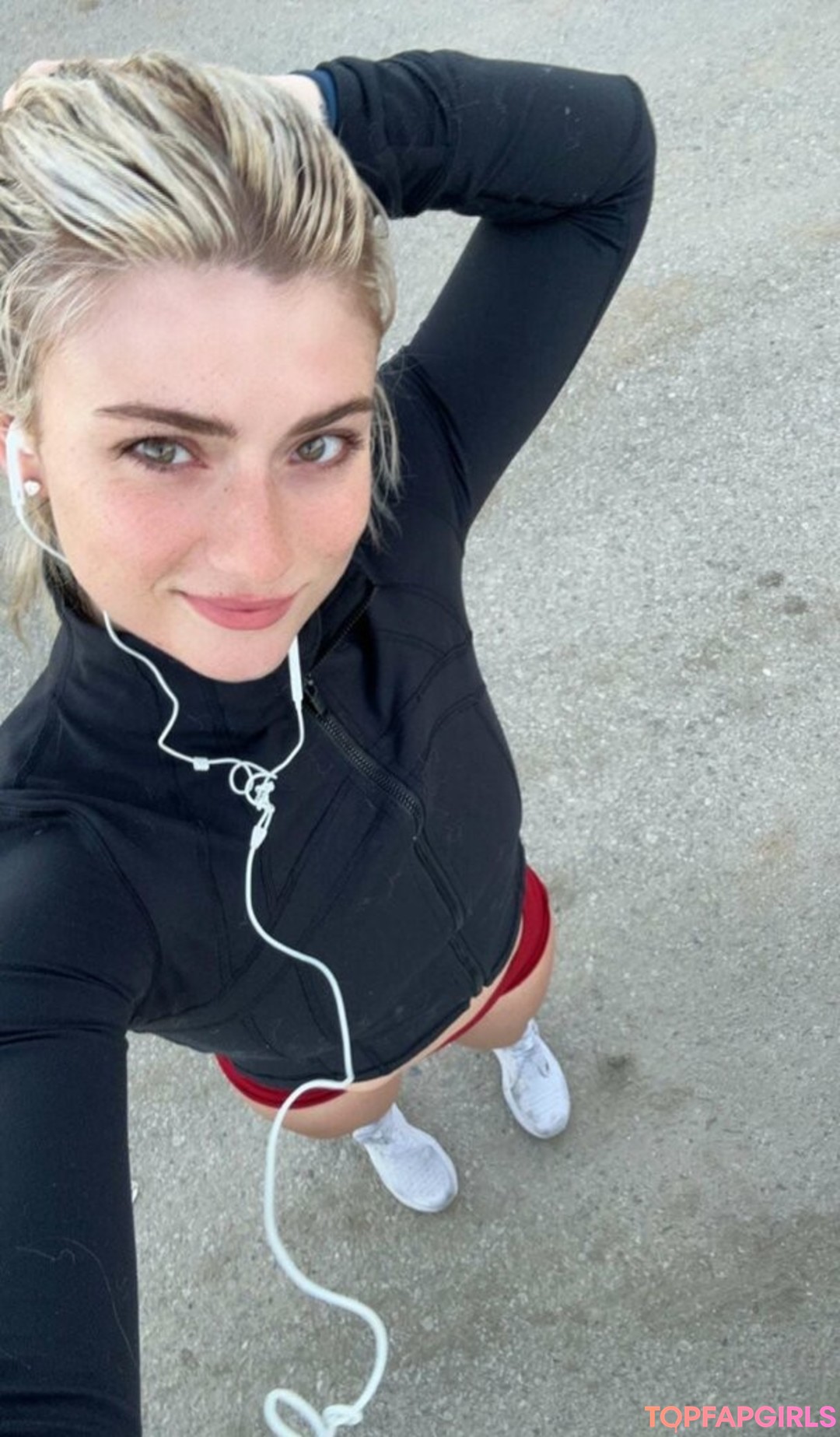 Naakte gelekte OnlyFans-foto van Faith Ordway #1147