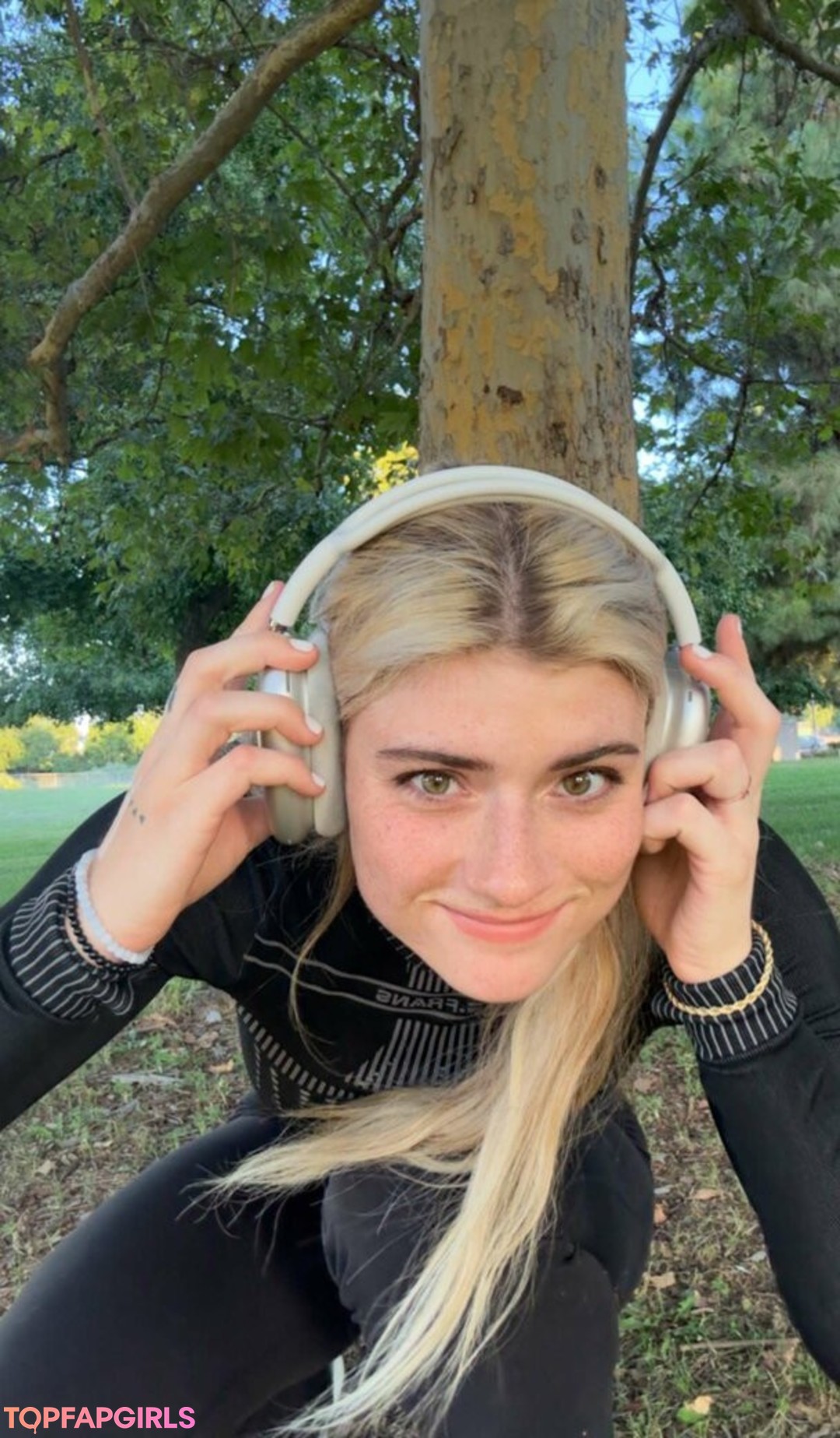 Naakte gelekte OnlyFans-foto van Faith Ordway #1187