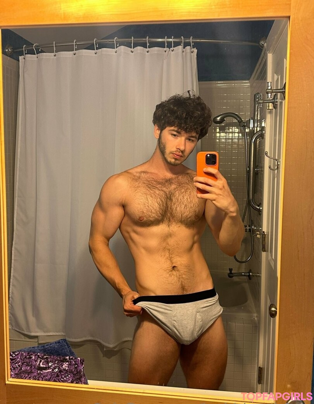 Naakte gelekte OnlyFans-foto van Joshbigoshfree #9 Naakte gelekte OnlyFans-foto van Joshbigoshfree #9