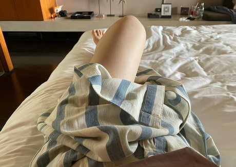 Naakte gelekte OnlyFans-foto van Rikako Katayama