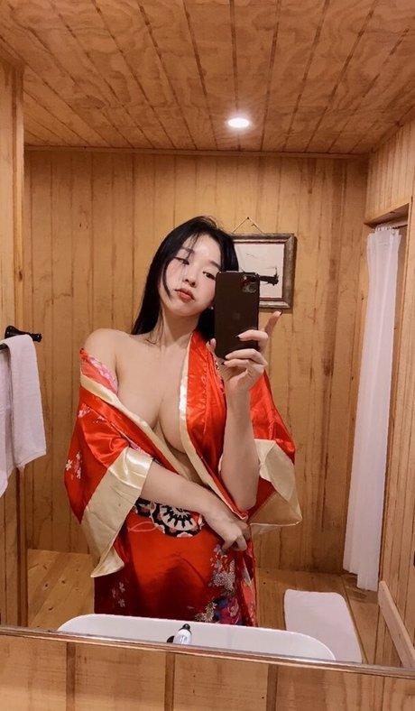 Naakte gelekte OnlyFans-foto van Ninibae