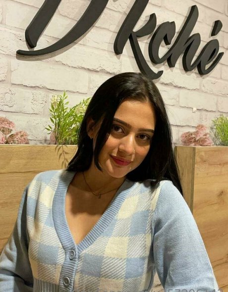 Naakte gelekte OnlyFans-foto van Karinafernandez